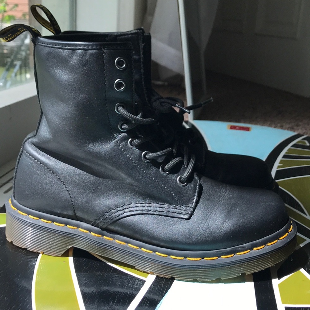 Dr Marten women’s US size 7 Black